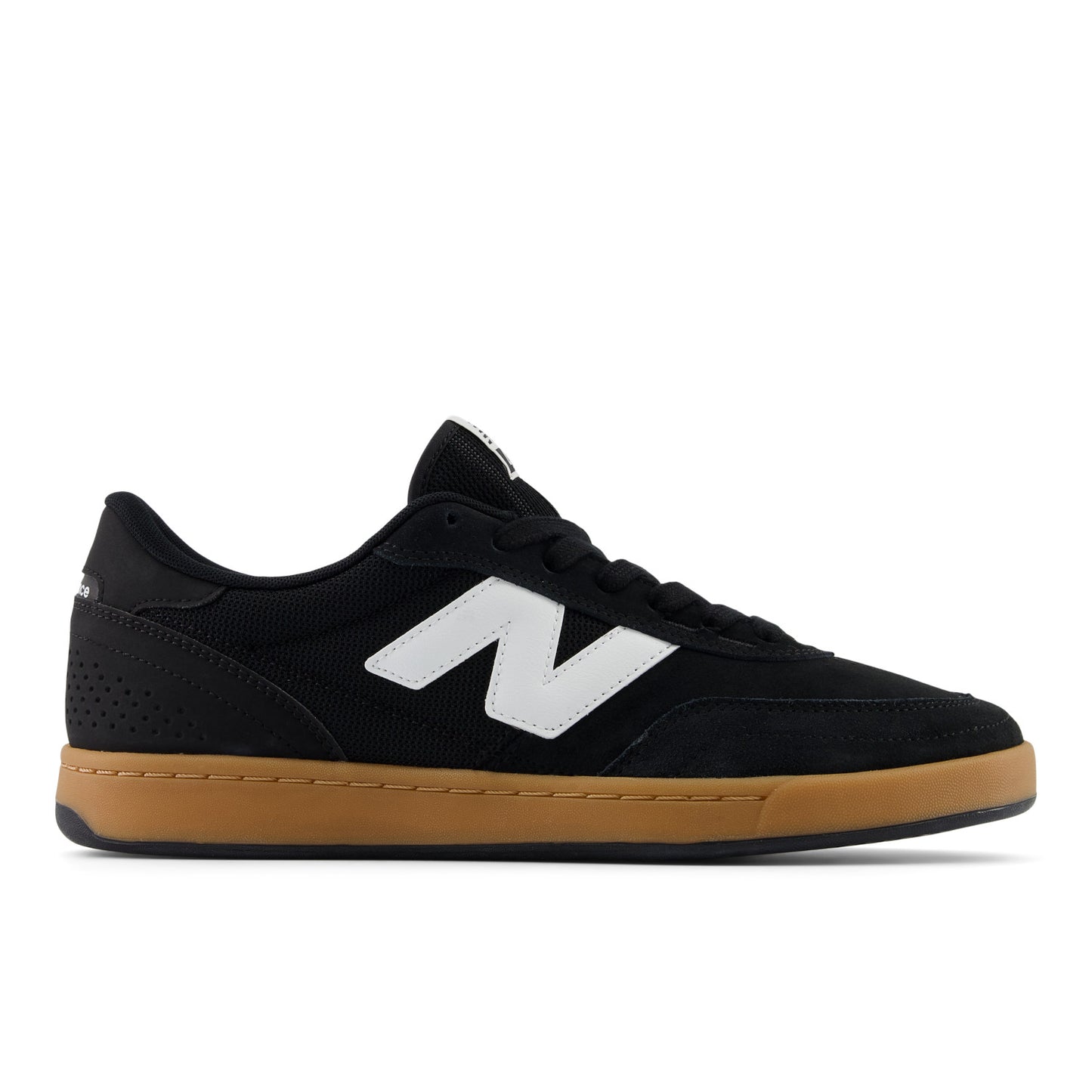 Numeric 440 V2 (Black/White)