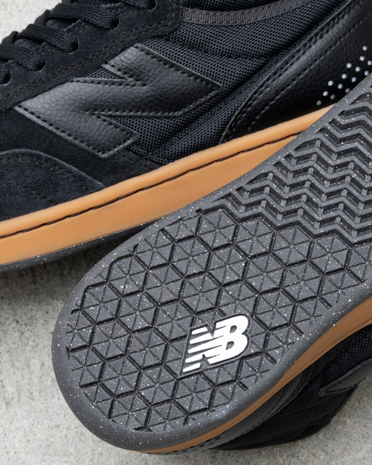 Numeric 440 High Wide (Black/Brown)