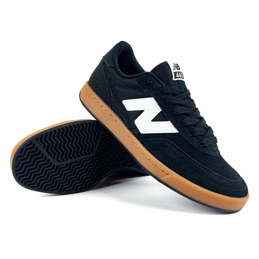 New Balance Numeric 440 V2 (Black/Gum).