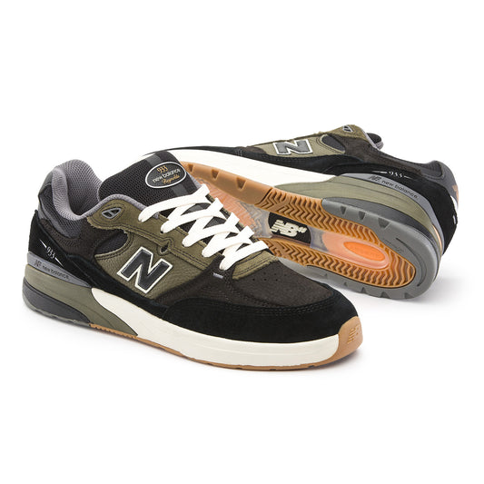 Numeric Andrew Reynolds 933 Wide (Black/Olive) - NM933BST