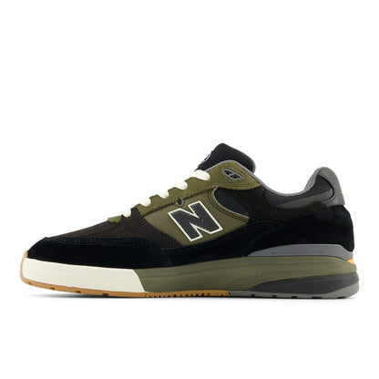 Numeric Andrew Reynolds 933 Wide (Black/Olive) - NM933BST