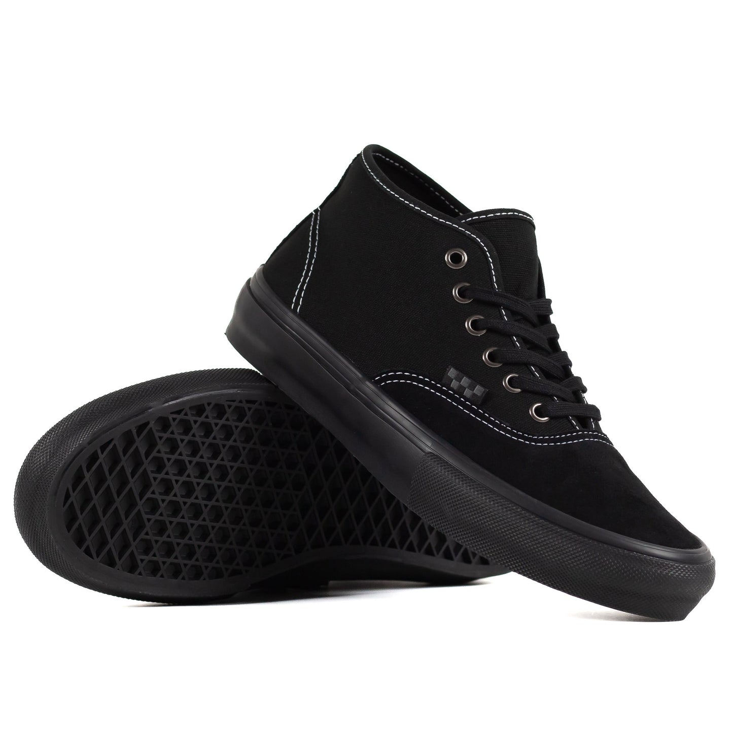 Skate Authentic Mid (Blackout)