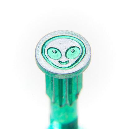 ALIEN Iron 1" Hardware (Green)